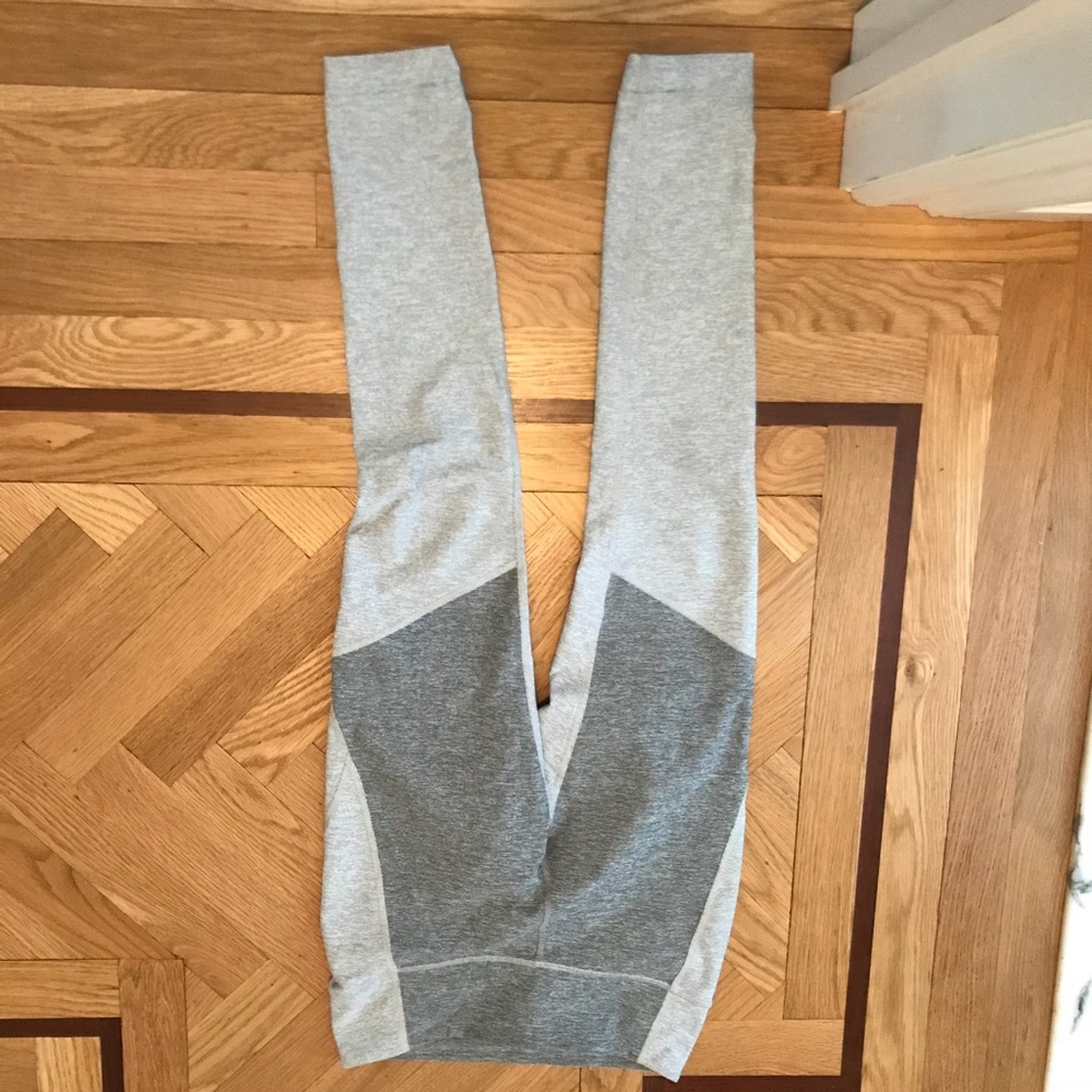 Outdoor voices two tone leggings
